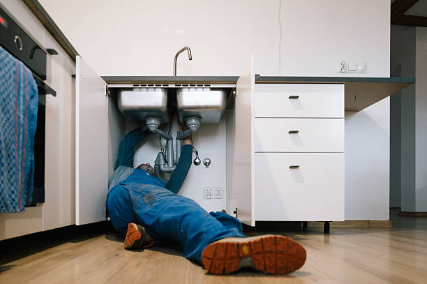 Professional Leak Detection technician working in East Spencer, NC